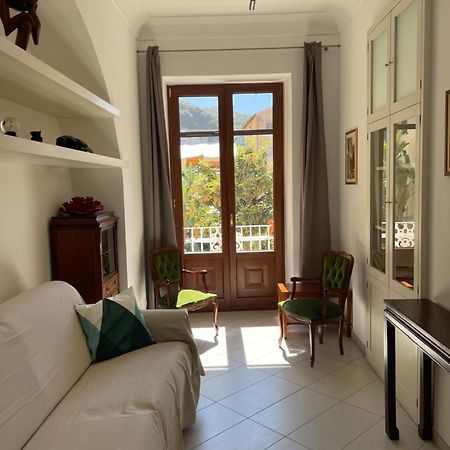 Matteo House Nel Cuore Di Σορέντο Εξωτερικό φωτογραφία